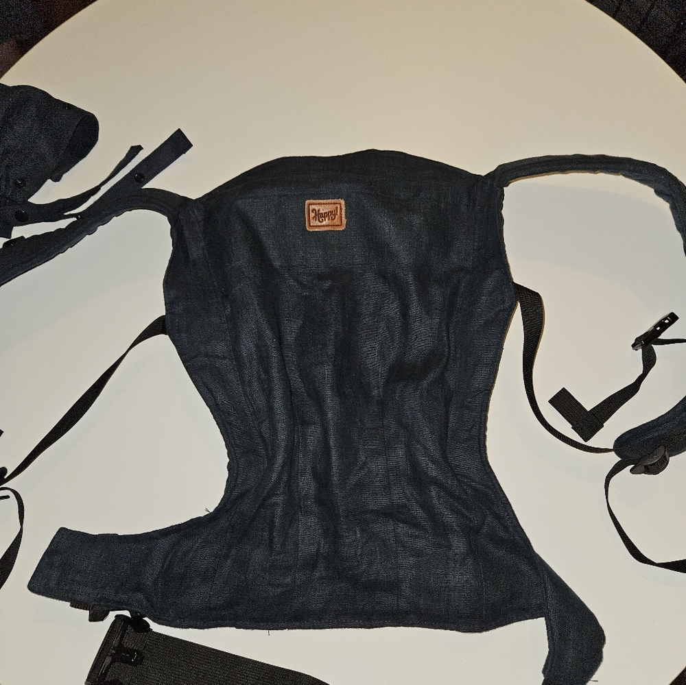 OG happy baby carrier in Nightfall